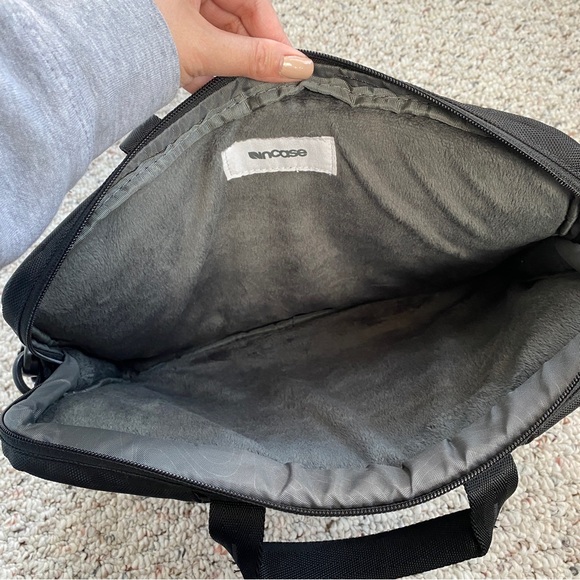 INCASE Nylon Briefcase Laptop Messenger Shoulder Bag - Picture 5 of 7